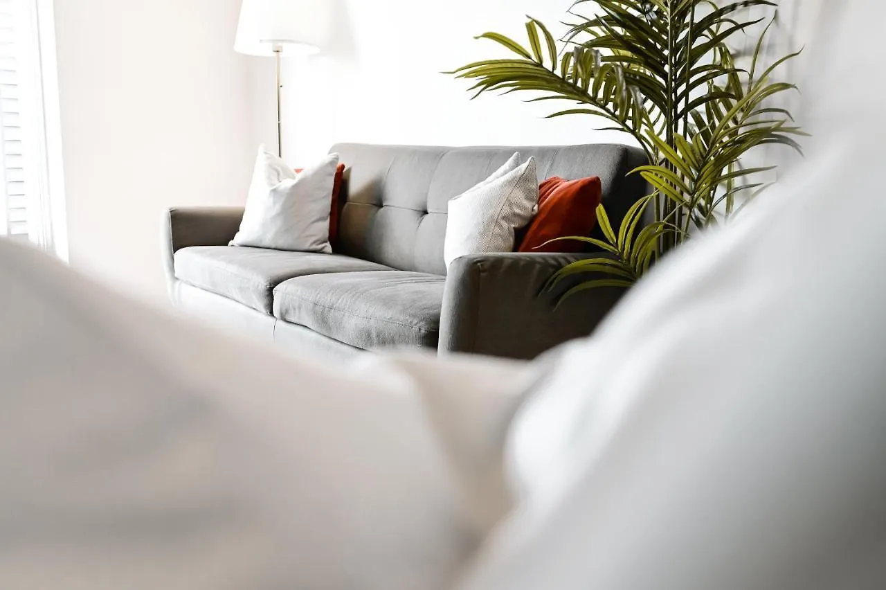 Khayat Homes - The Curve - One Bed London