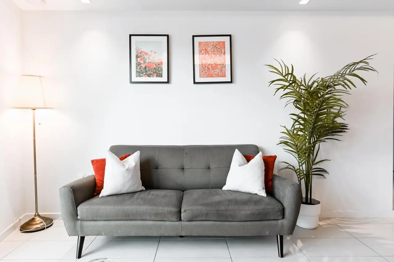 Apartment Khayat Homes - The Curve - One Bed London