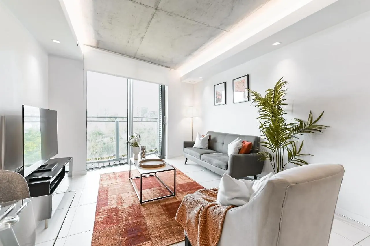 Apartment Khayat Homes - The Curve - One Bed London United Kingdom